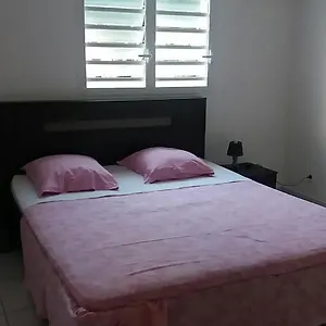  Appartement T4 Climatise Vue Mer Dans Piscine Guadeloupe